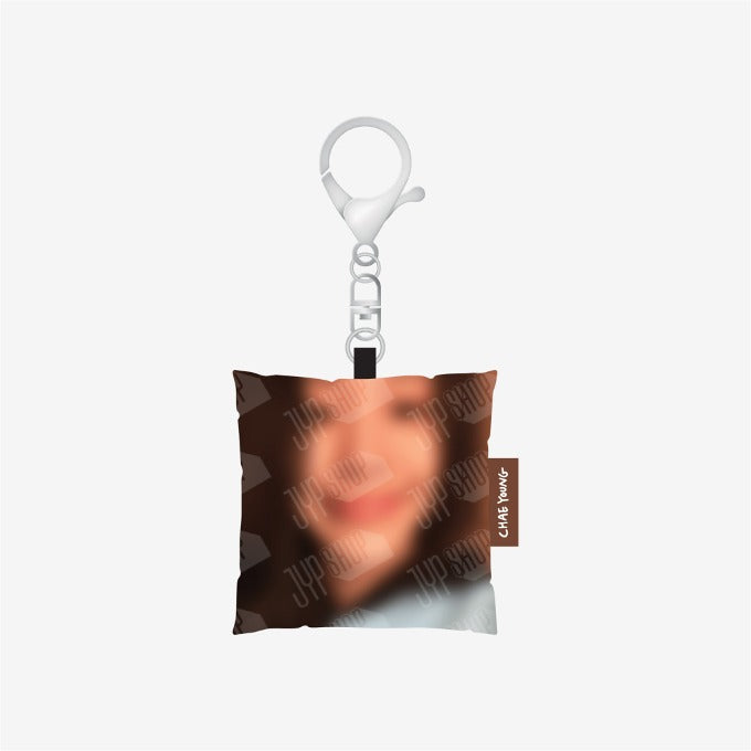 TWICE - 'HOME 9ROUND' OFFICIAL MERCH [CHAEYOUNG CUSHION KEYRING] [PRE-ORDER]