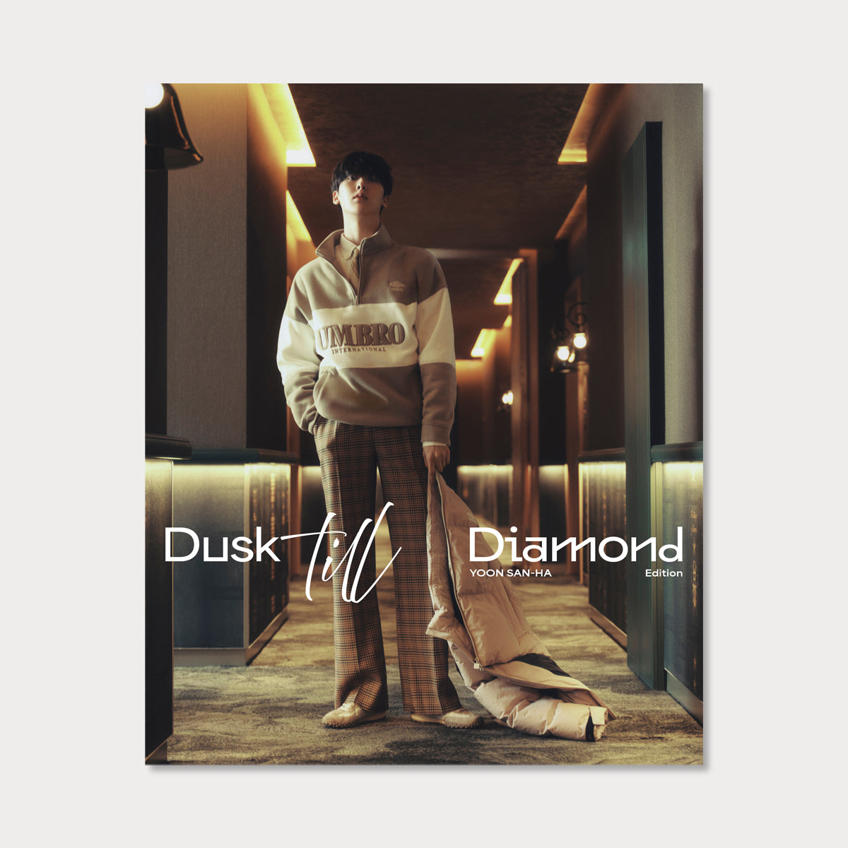 YOON SANHA (ASTRO) - ESQUIRE SPECIAL PHOTOBOOK : Dusk Till Diamond