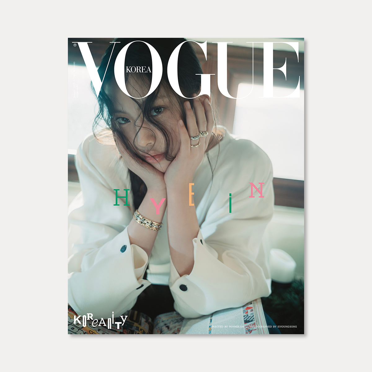 NewJeans - VOGUE Magazine (2025. 01) [PRE-ORDER]